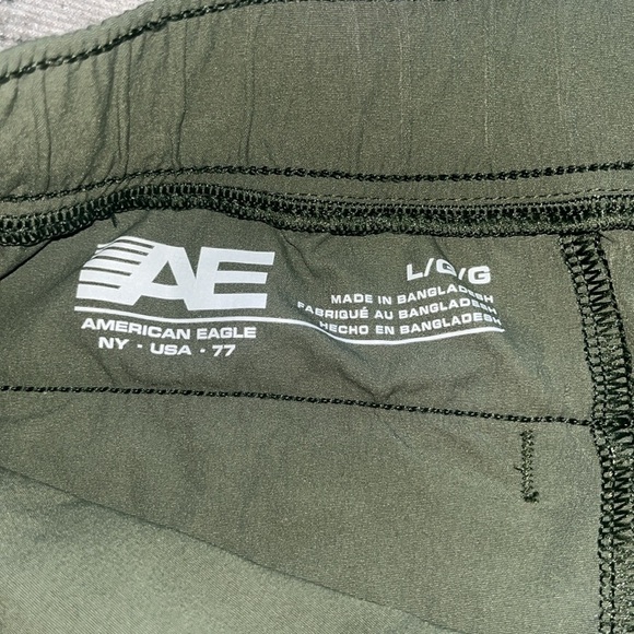 AMERICAN EAGLE Men Cargo Joggers with Attached Belt size large - Picture 7 of 10